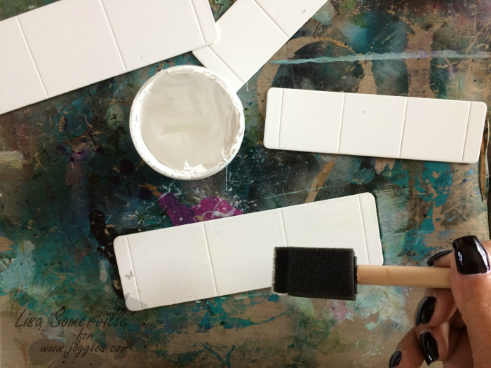 dt-lisa-somerville-12-16-step-1-paint-atb-with-gesso