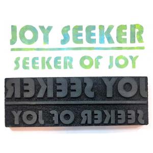 Joggles / Cat Kerr Foam Stamp - Joy Seeker [74348]