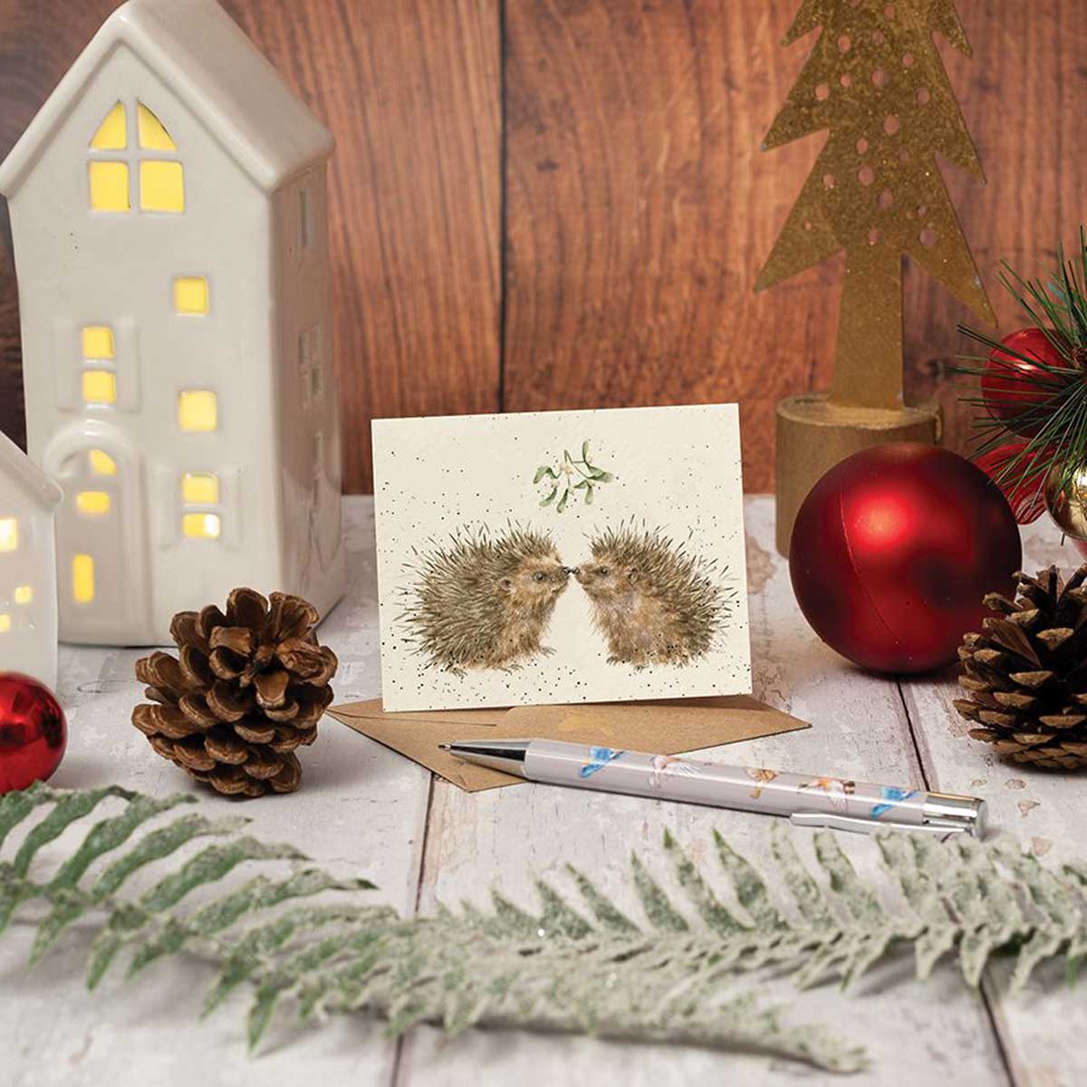 Wrendale Designs Mini Gift Enclosure Card - Hogs & Kisses [AXGE001] - Image 2